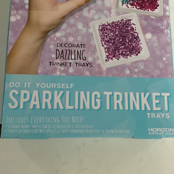 Horizon Group Do It Yourself Sparkling Trinket Trays - Picture 2 of 10